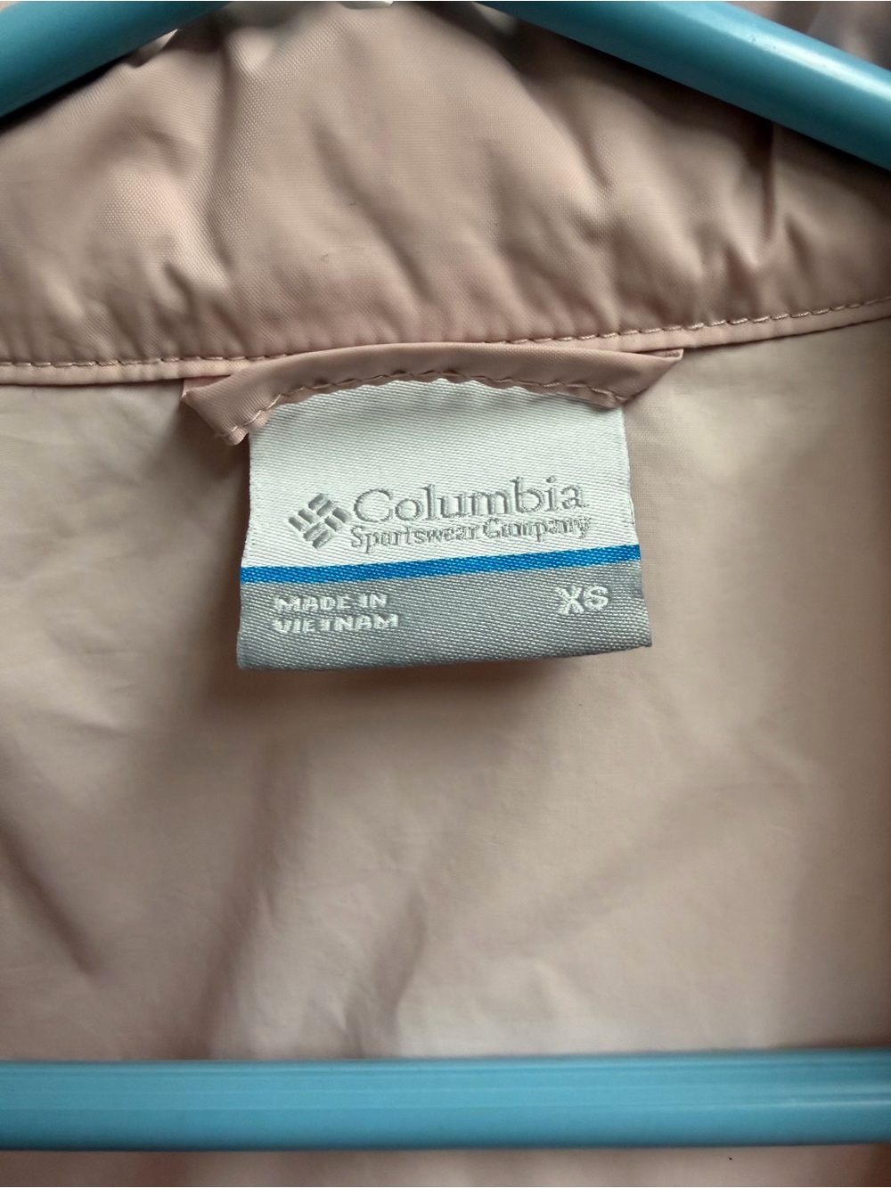 Columbia Women's XS Light Pink Rain Jacket - Picture 3 of 7